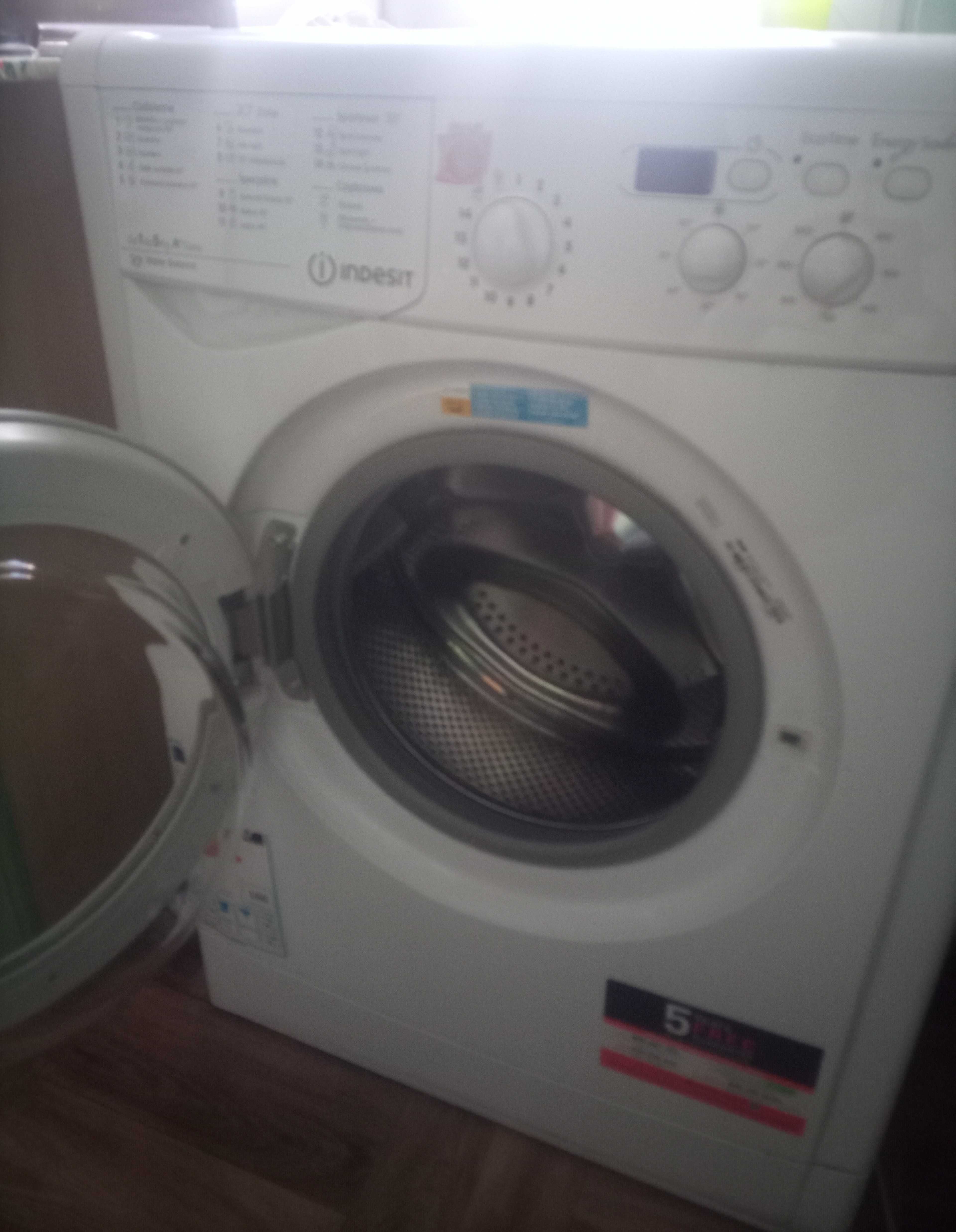 Pralka Indesit IWSD 51051
