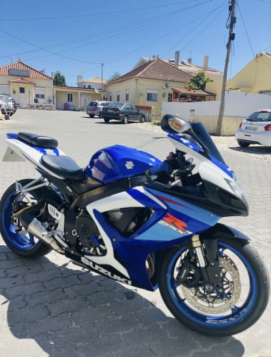 Vendo susuki gsxr 600 k7 25kw Muito bem estimada