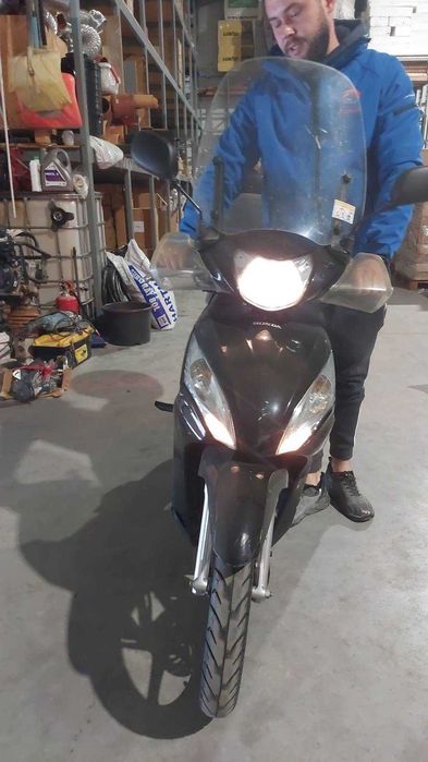 Skuter Vision 125cc