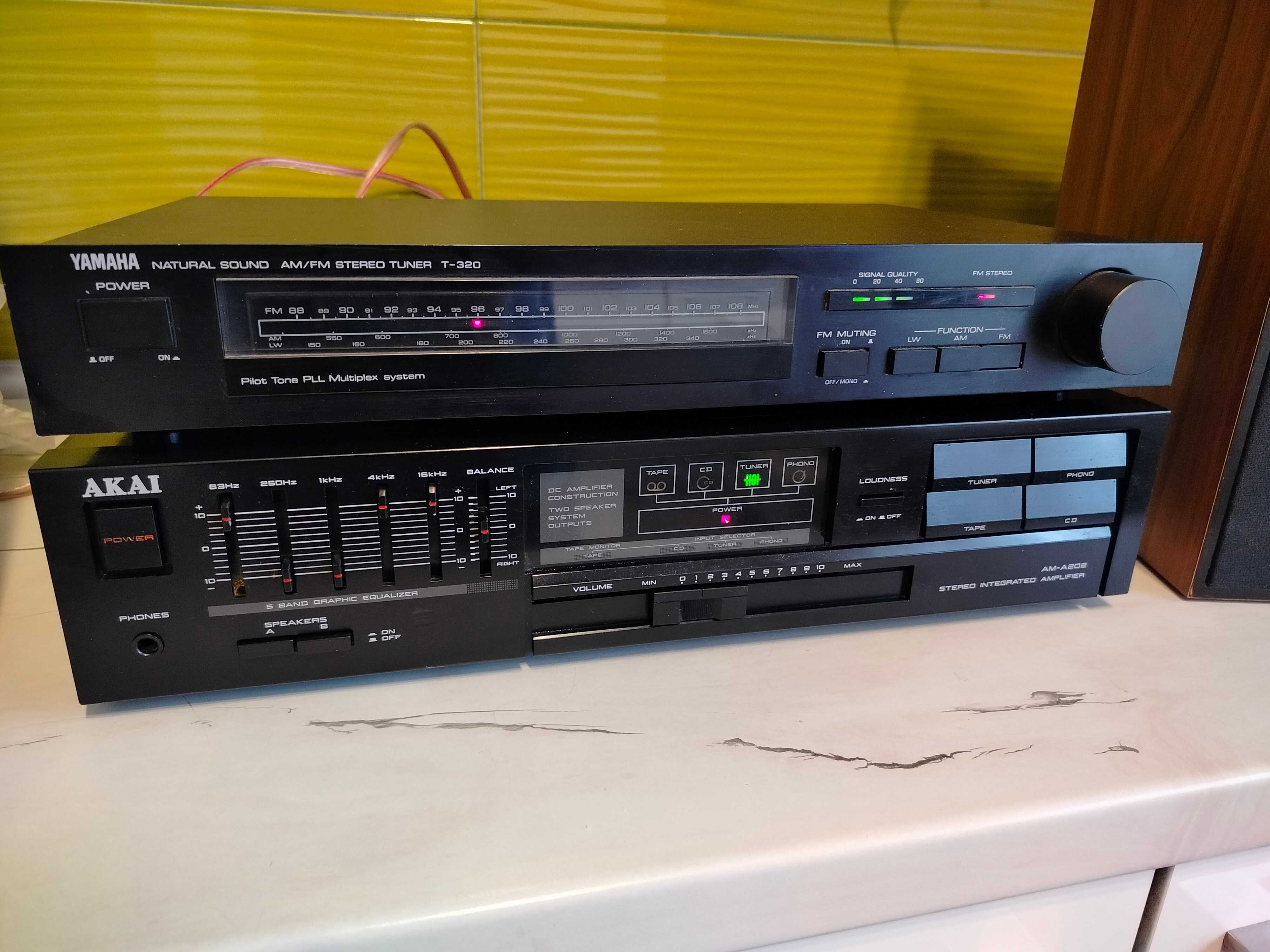 sprzedam wzmacniacz akai  plus tuner yamaha