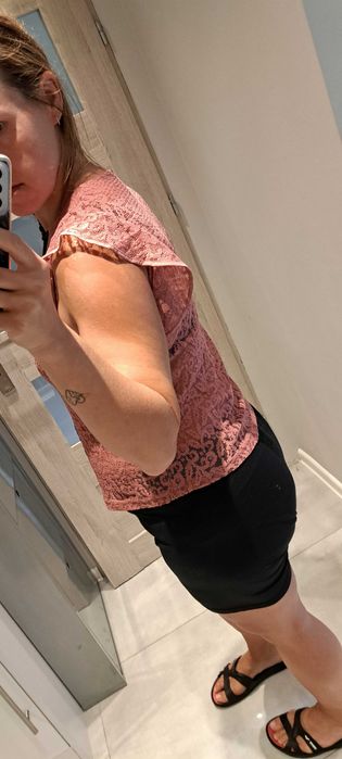 Koszulka bluzka ażurowa koronkowa brudny róż M