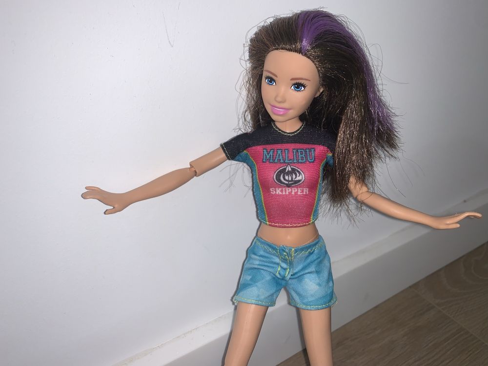 Lalka Barbie Skipper surferka + deska surfingowa