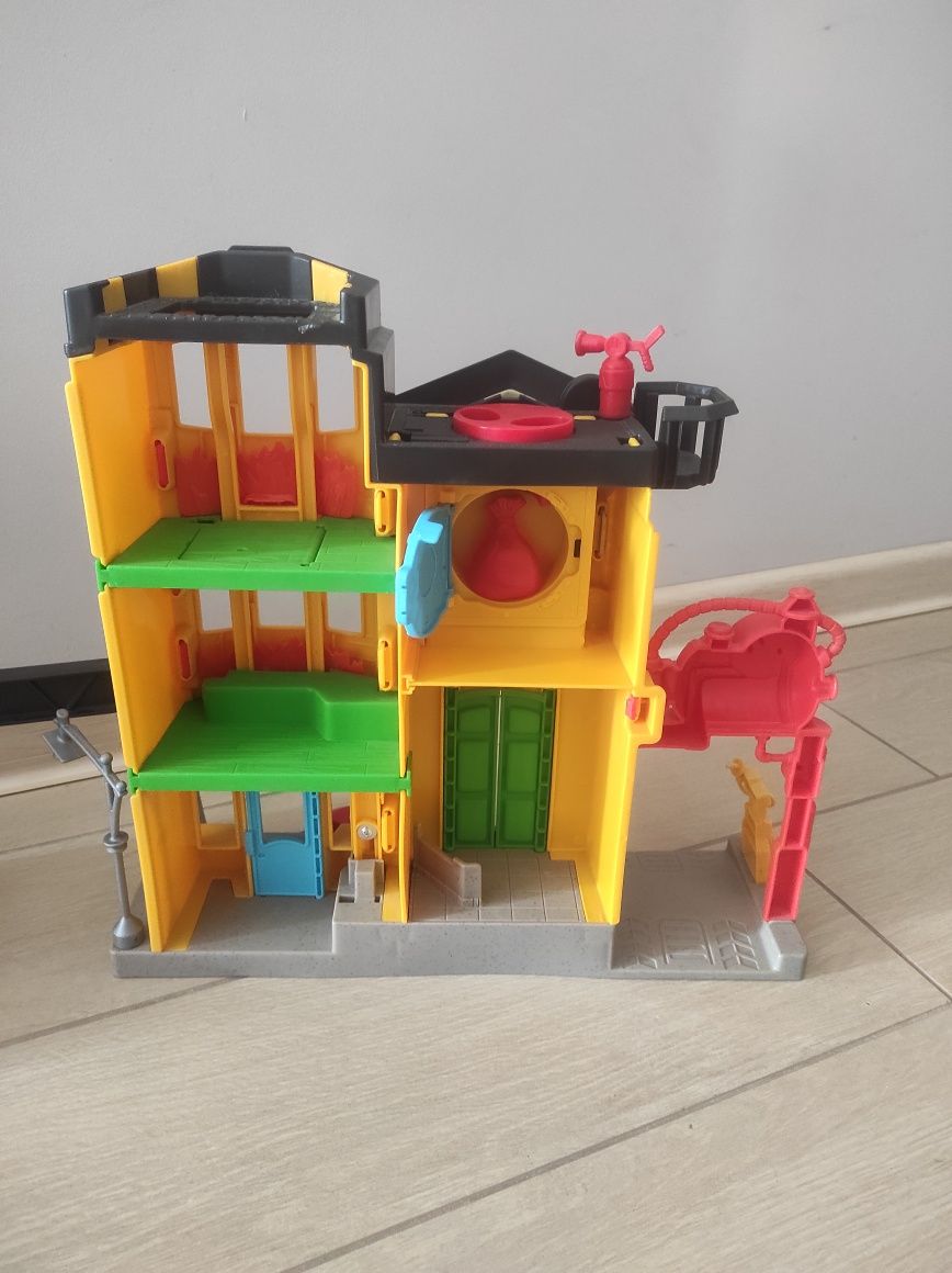 Imaginext miejskie centrum ratunkowe