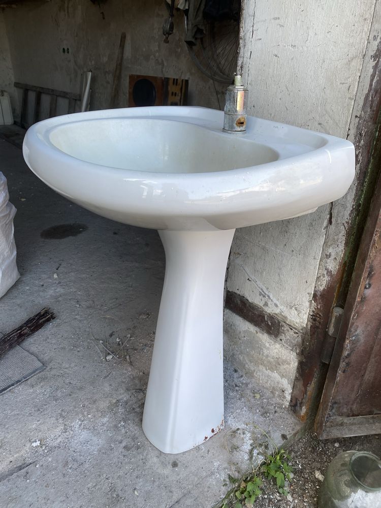 Продам рукомийник