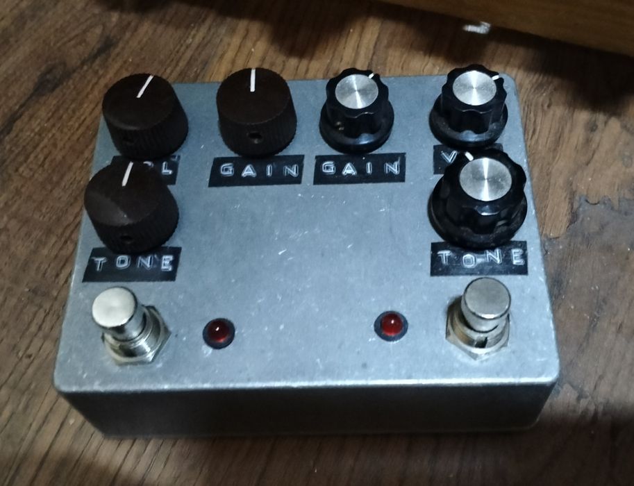 Varios pedais de guitarra elétrica