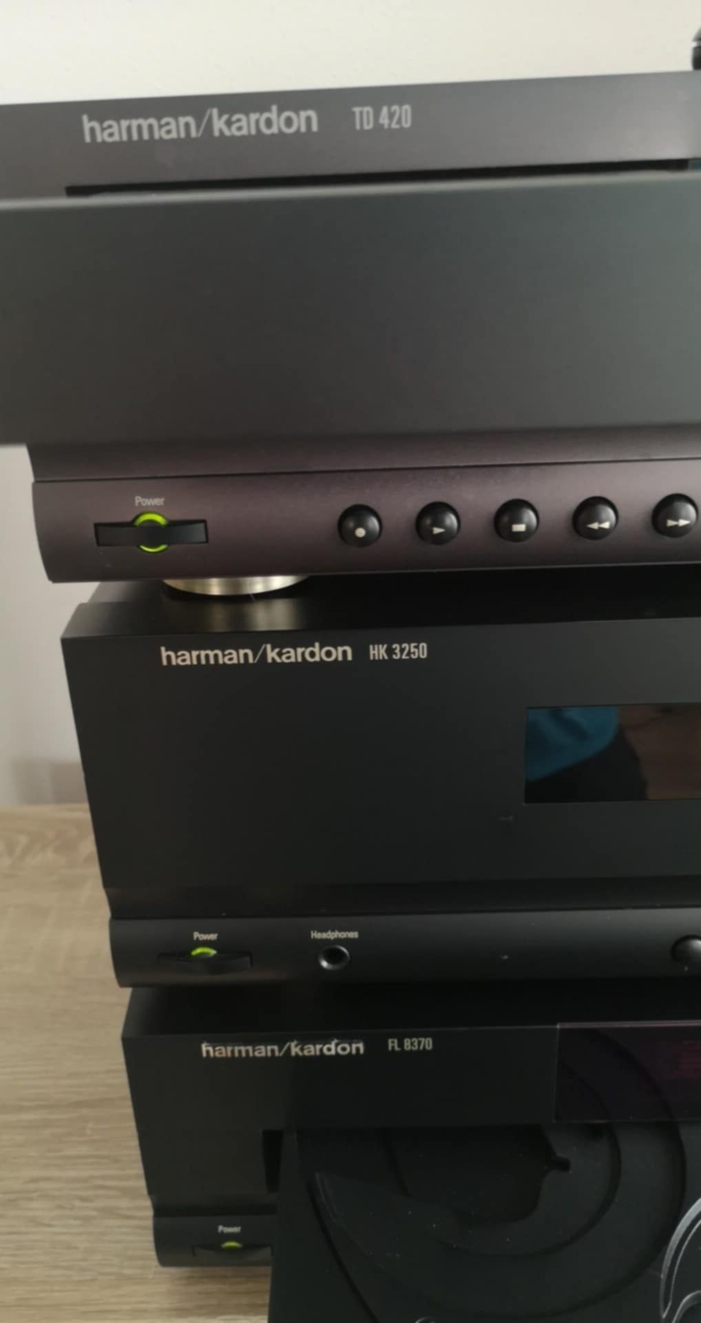 Wieża Harman Kardon