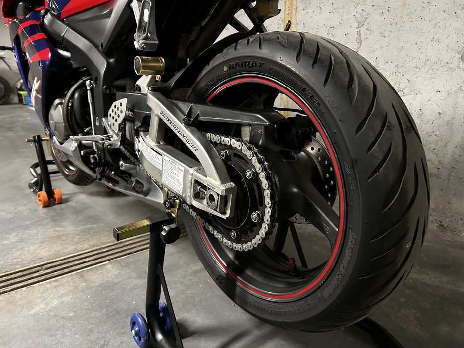 Honda CBR 600 RR PC37, Bezwypadkowy, MiVV, Nowy Napęd, Alarm, 34k km