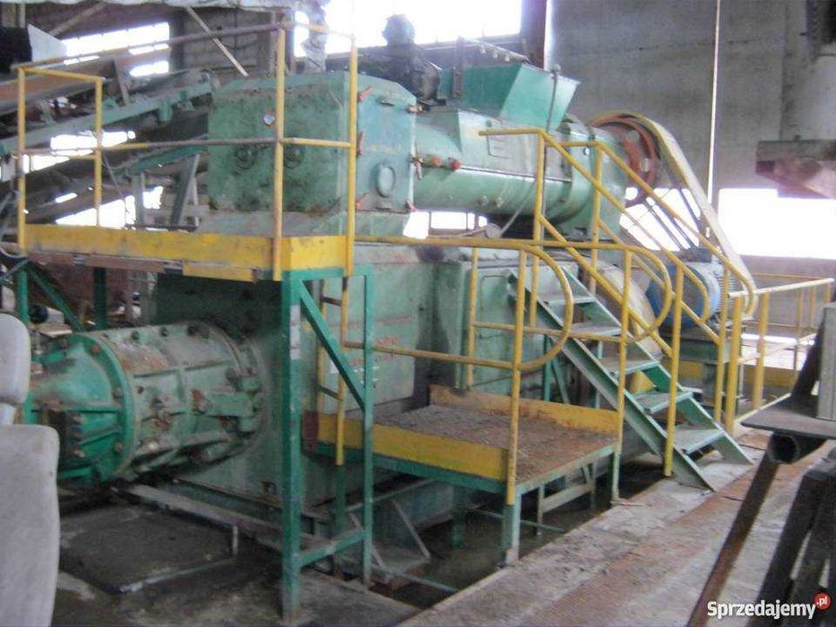 Prasa próżniowa MORANDO UNIVERSAL 500-C3 do produkcji cegły