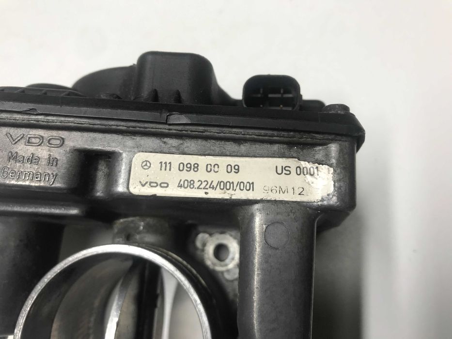 Дросельна заслонка Mercedes W202. S202. W210. S210. C208 - 2.0-2.3