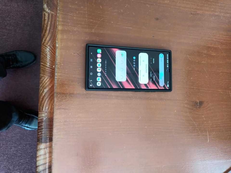 Samsung S24 Ultra - Como Novo!