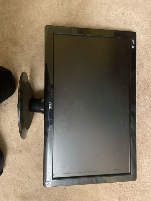 Монитор AOC 22” Full HD — HDMI + кабели в комплекте