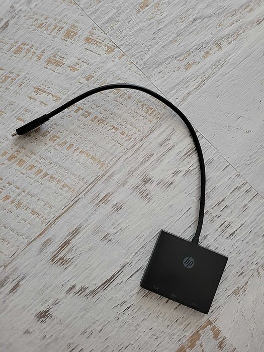 HP USB-C Multiport Hub - HDMI USB-A USB-C D3608818