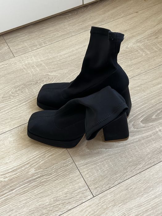 KACHOROVSKA ботільйони CHRISTINA чорні стрейчиві