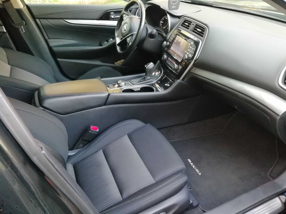 2015 nissan maxima V6 3,5L 300 KM