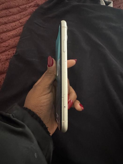 iPhone 11 64gb usado