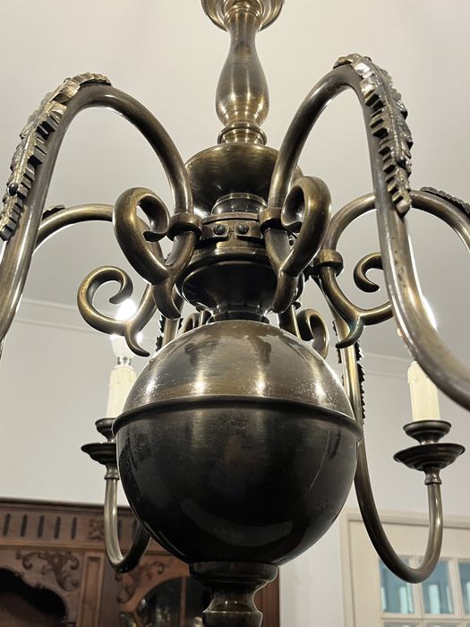 Conjunto de candeeiros em latao classicos com inspiraçao vitoriana
