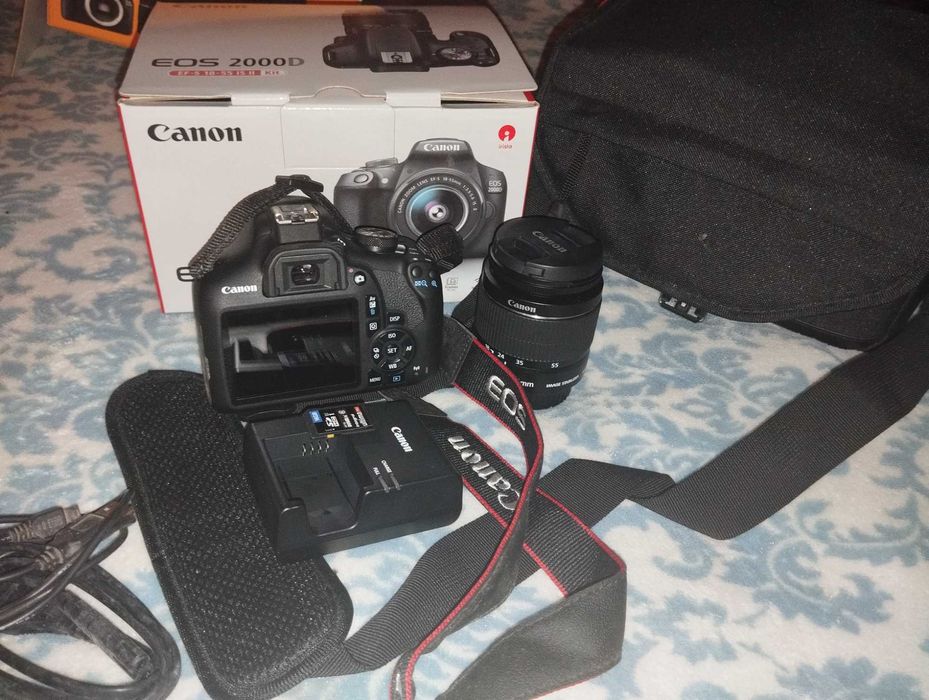 Canon EOS 2000D como nova