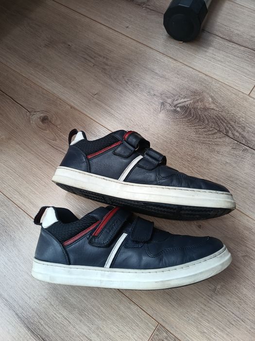 Półbuty skórzane chlopięce na rzepy Lasocki r. 36/37