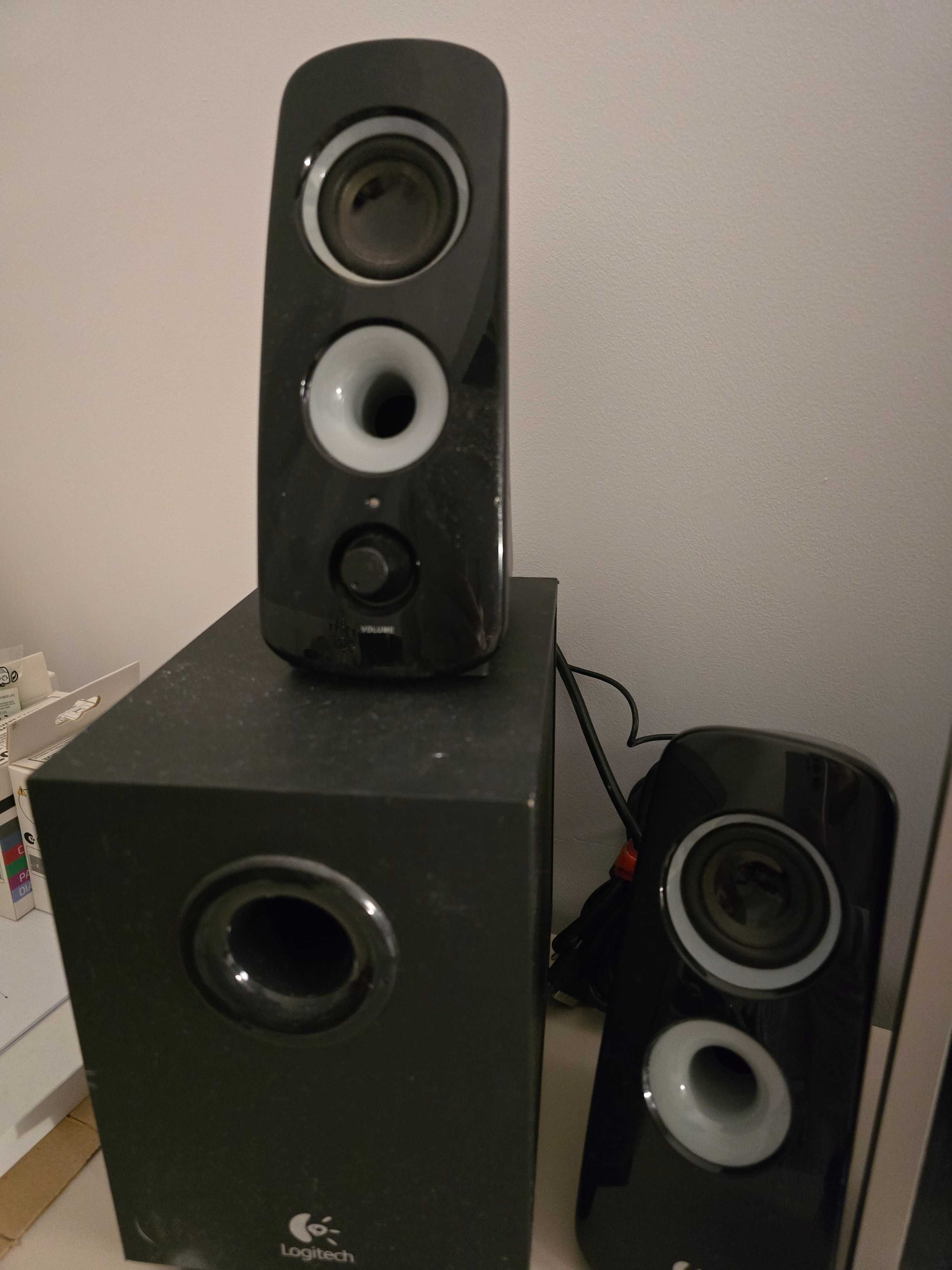 Logitech subwoofer głośniki jak nowe