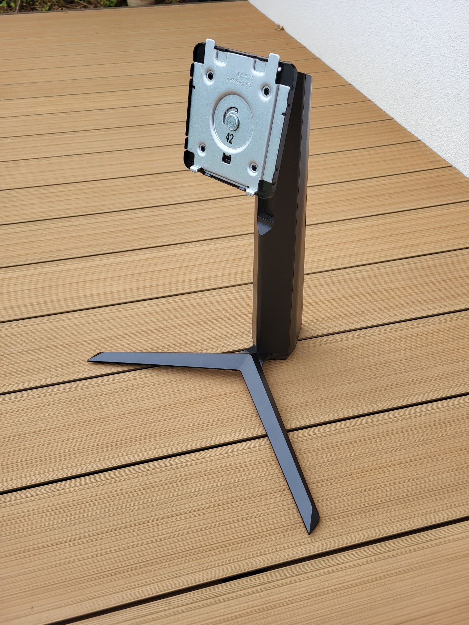 Statyw (stojak, stopa, podstawa) monitora LG Ultragear