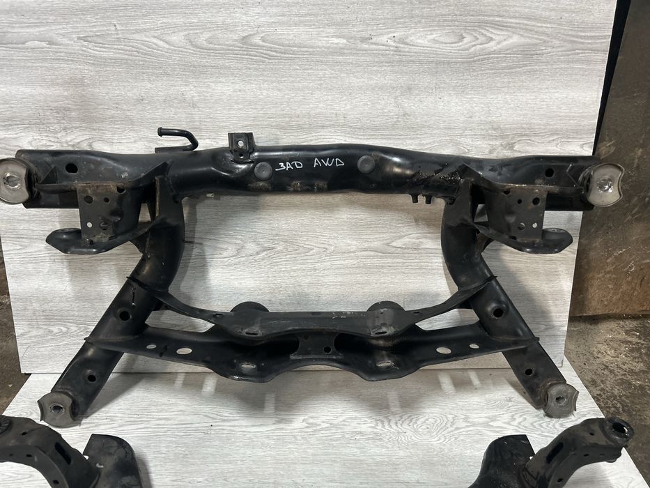 Підрамники на VW Tiguan II 5NA