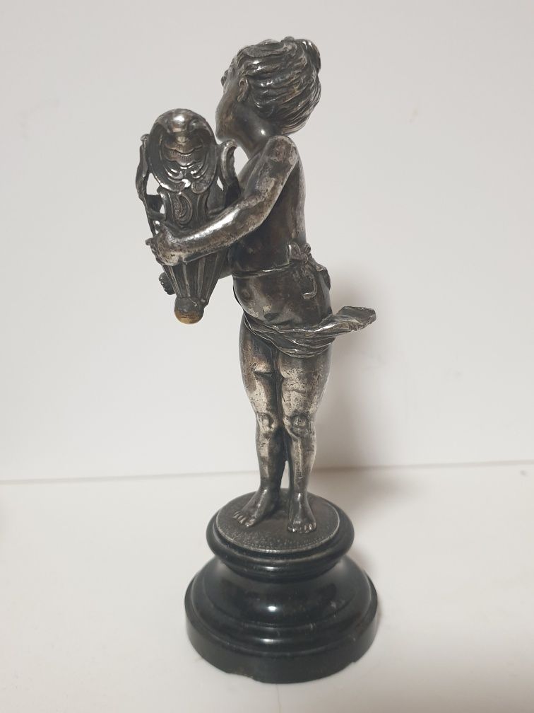 Antiga amorosa figura de Putto do Sec. XIX com banho em prata