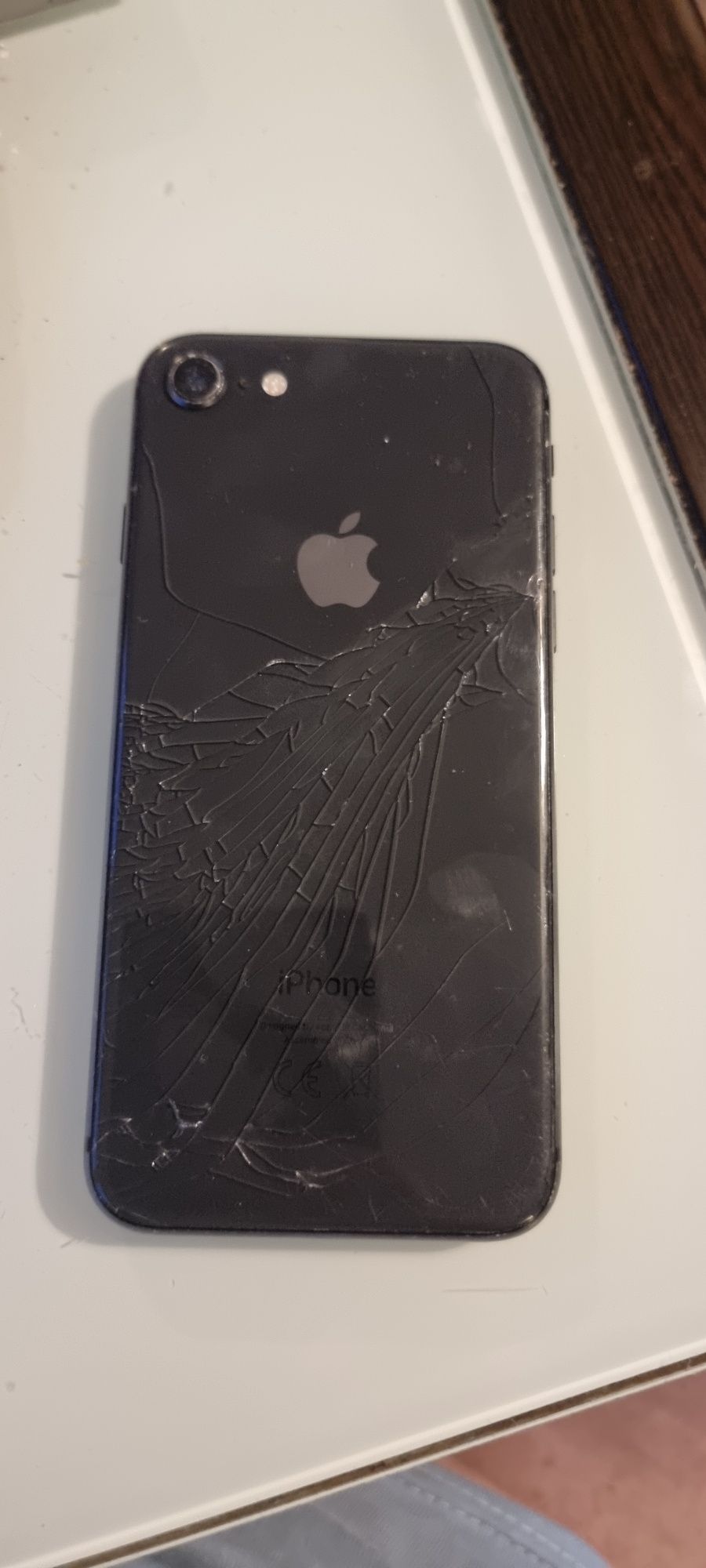 Iphon 8 i 6plus sprzedam
