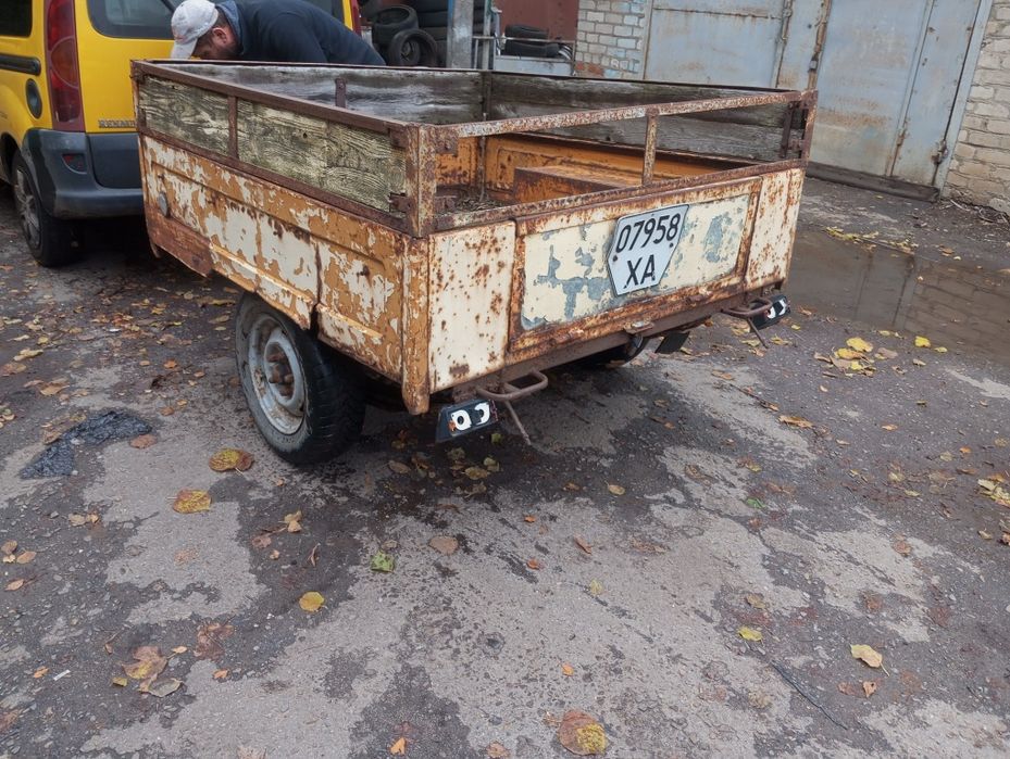 Легковой пріцеп зубренок