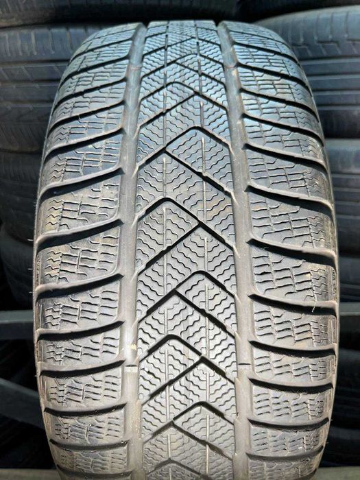 225/40 R18 Pirelli пара зима