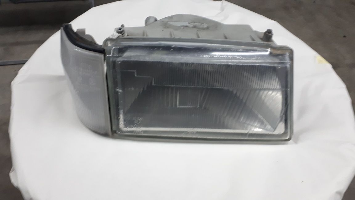 Farol Fiat uno 45