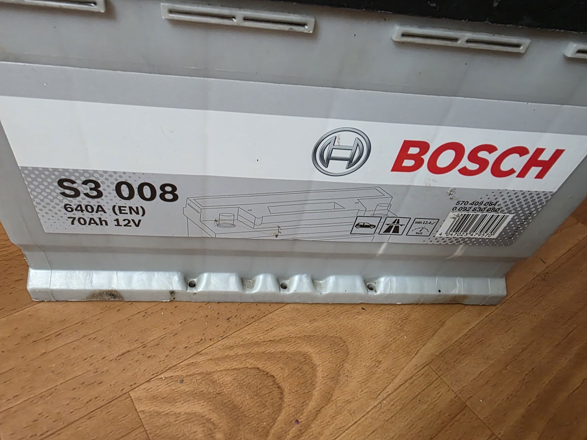 Продам аккумулятор BOSCH 70ah 640a