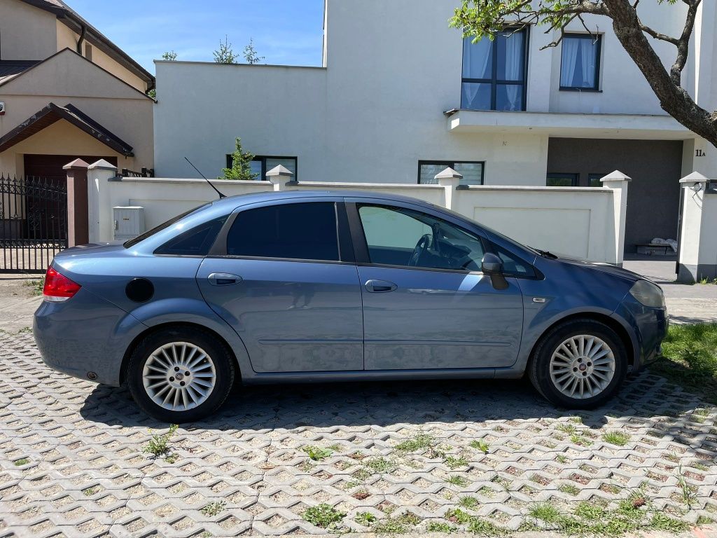 Samochód osobowy Fiat Linea 1.4 benzyna Lpg