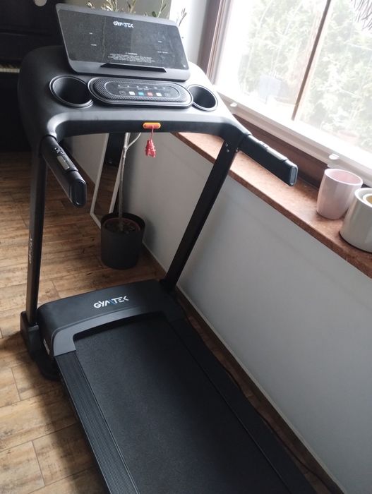 Sprzedam bieżnię mało używaną jak nowa