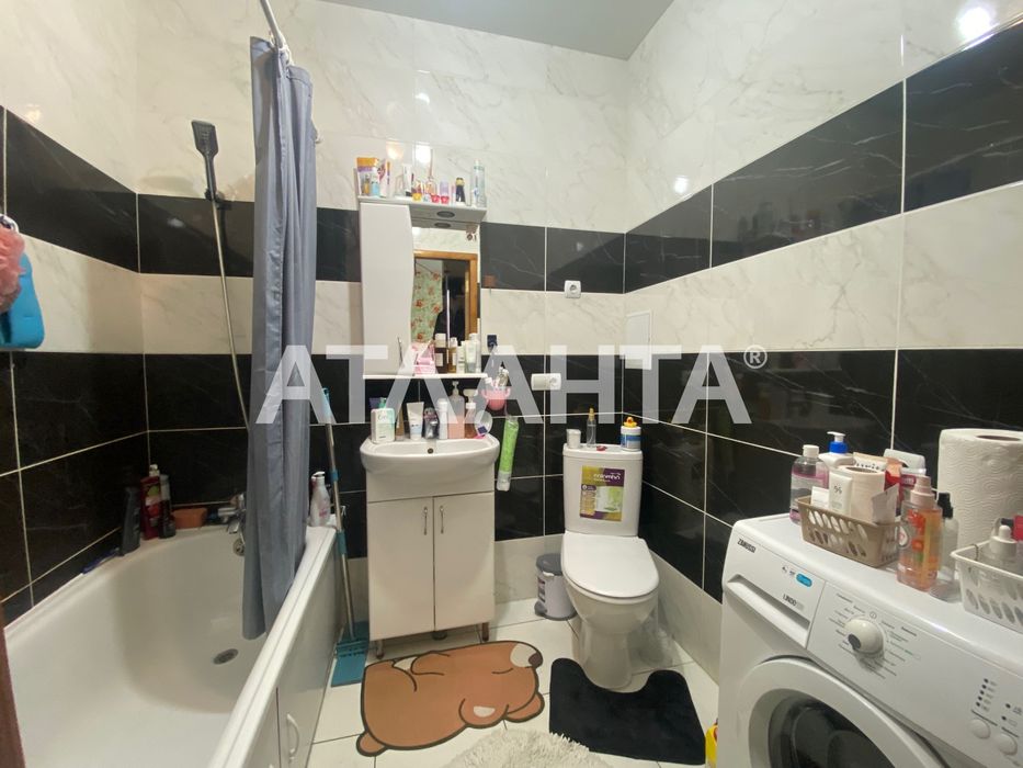 Однокомнатная с ремонтом ЖК Апельсин Фонтан