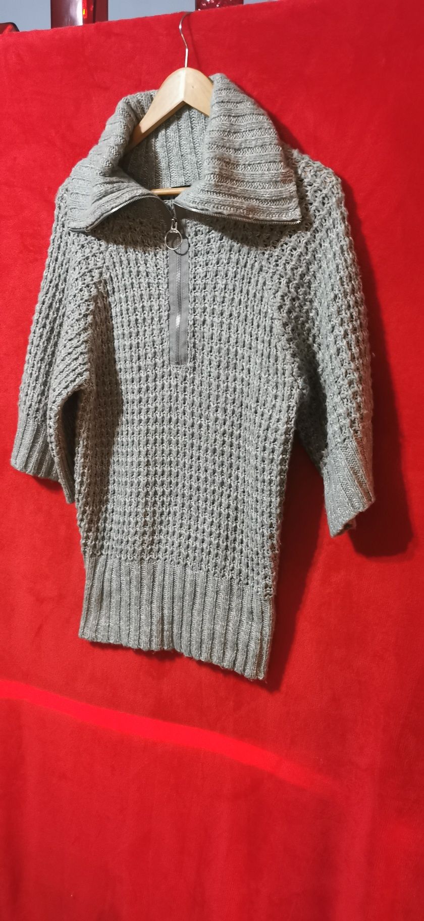 Swetr damski wełniany roz 38