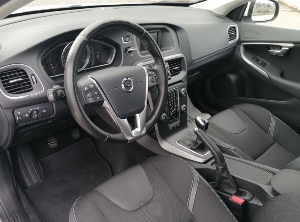 Volvo V40 D2 1.6 - 184.000 km - 2013 - Top de Gama
