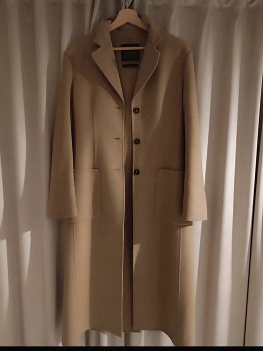 Wełniany płaszcz Massimo Dutti