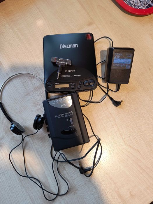 Sprzedam magnetofon wolkmen