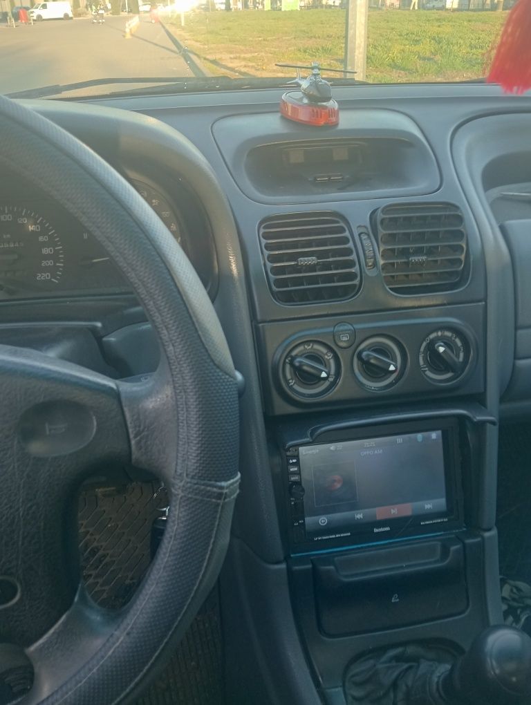 Renault Laguna 1