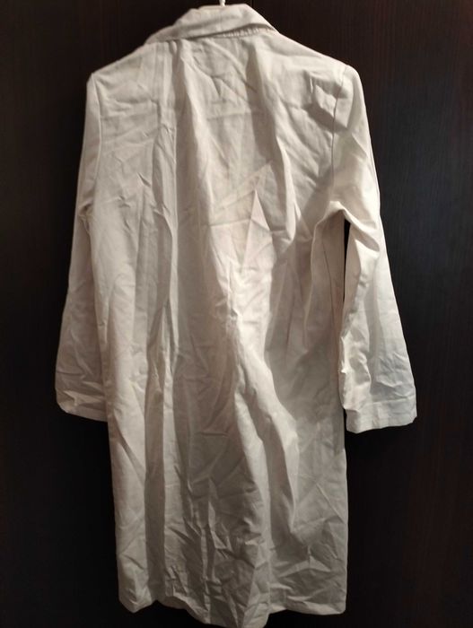 Fartuch laboratoryjny z długim rękawem