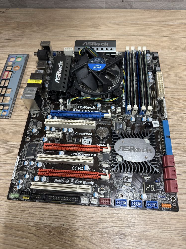 Комплект AsRock P55 Extreme + i7 860 + 32gb DDR3
