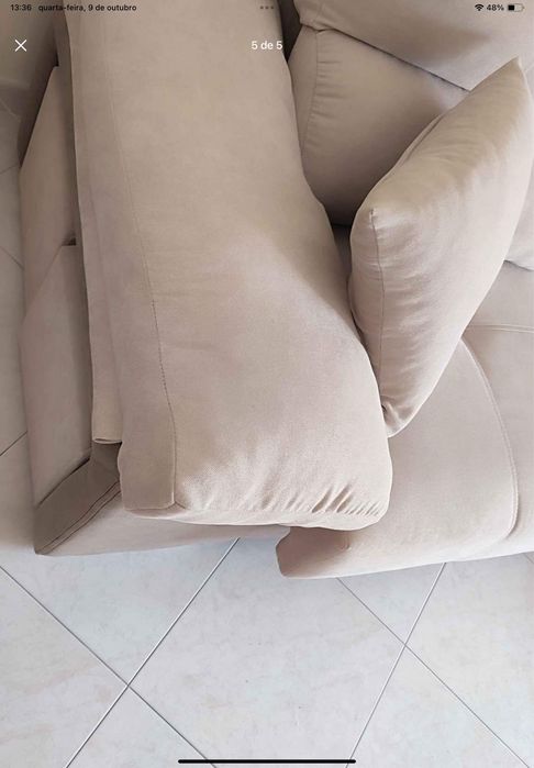 Chaise lounge bege e castanho