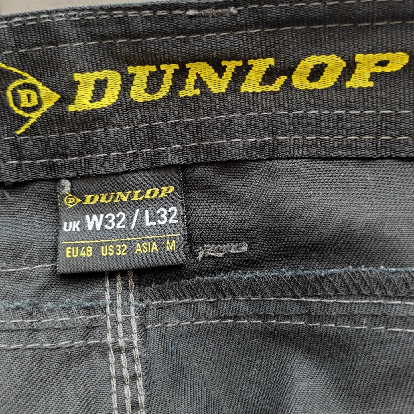 Робочі штани Dunlop з навісними кишенями. Розмір W32/L32 (48)