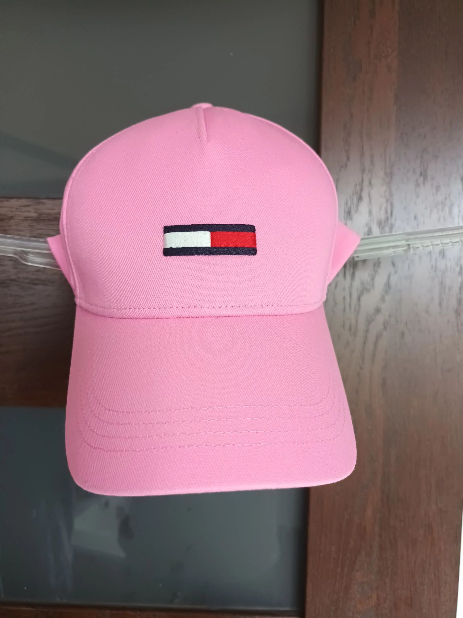 Czapka damska Tommy Jeans jak nowa stan idealny