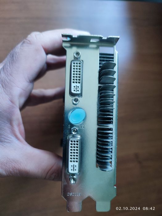 Відеокарта GIGABYTE Radeon HD 4850 1GB Multi-Core Cooling