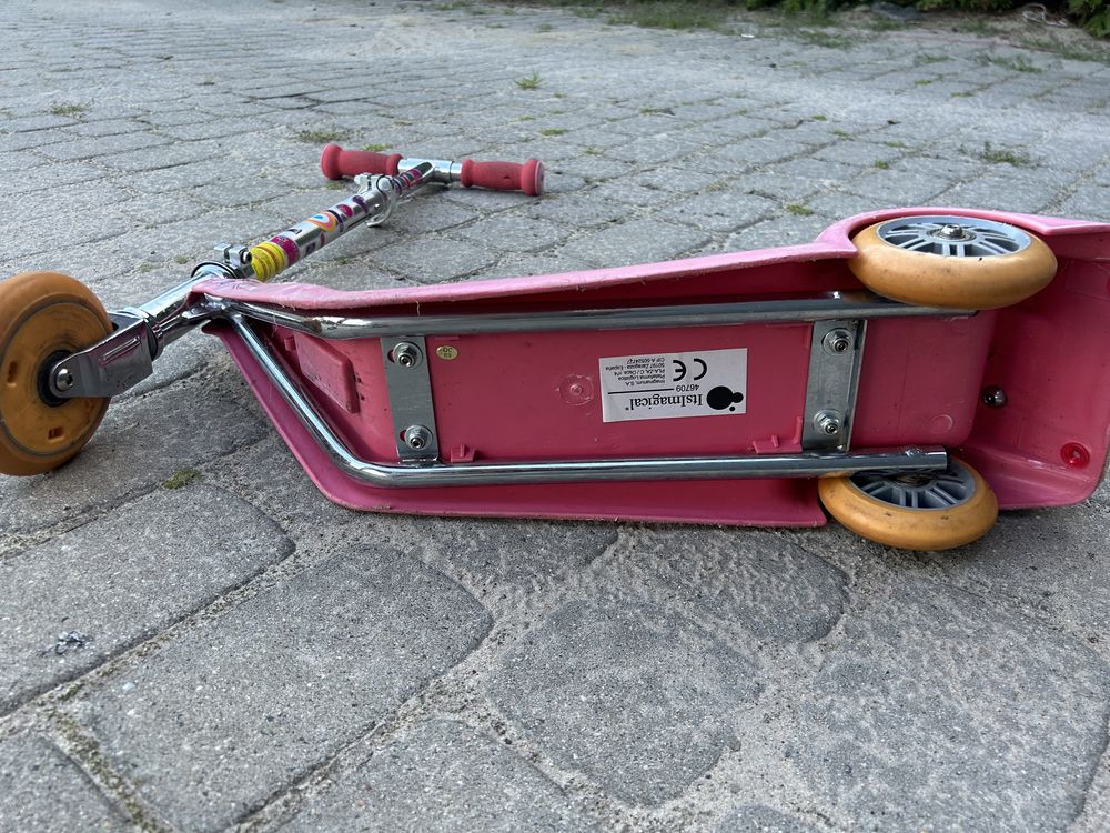 Hulajnoga trójkołowa  ItsImagical dla dziewczynki
