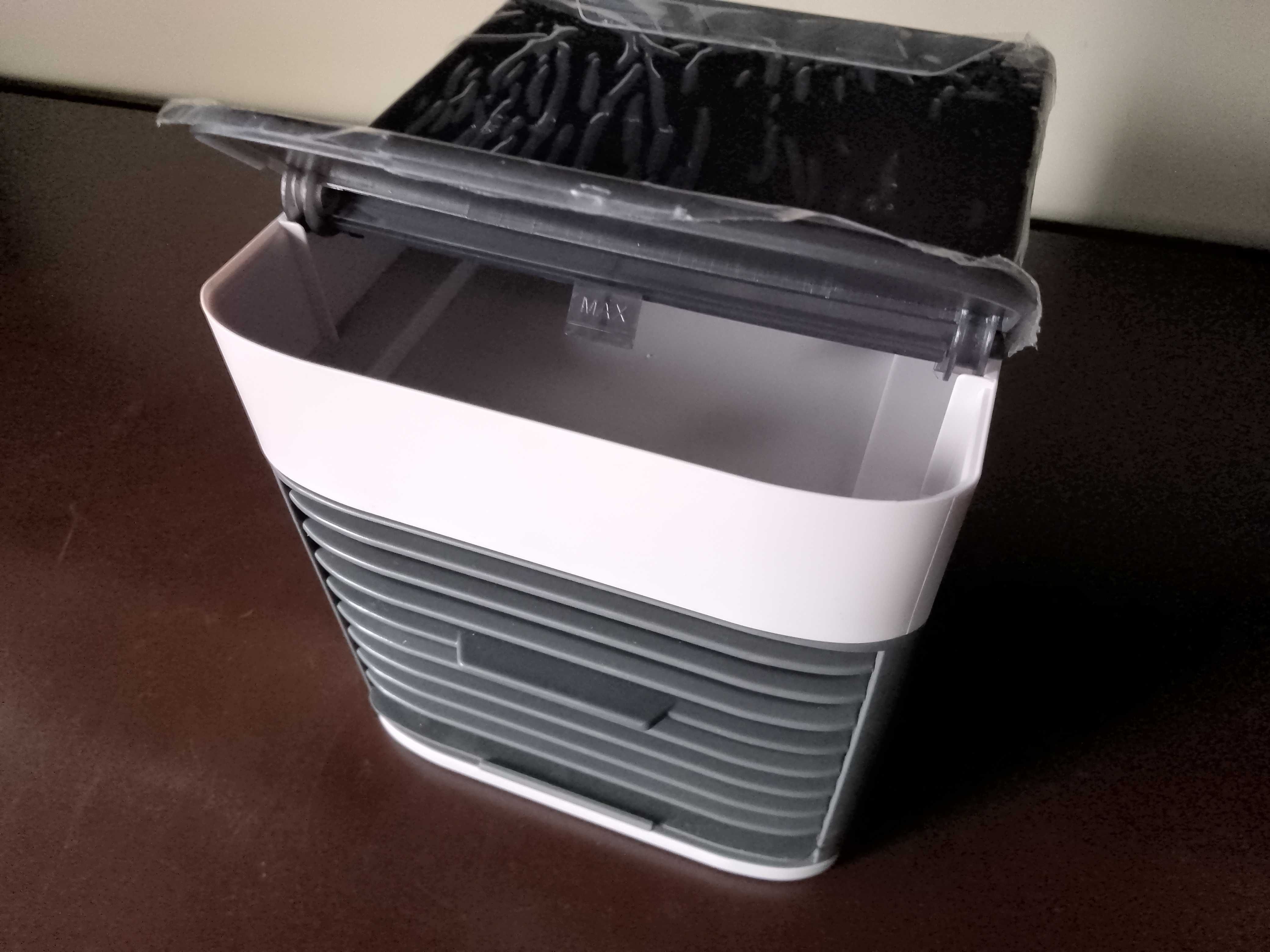 AIR ARCTIC COOLER LED USB mini mobilny przenośny klimatyzator WODĘ LED