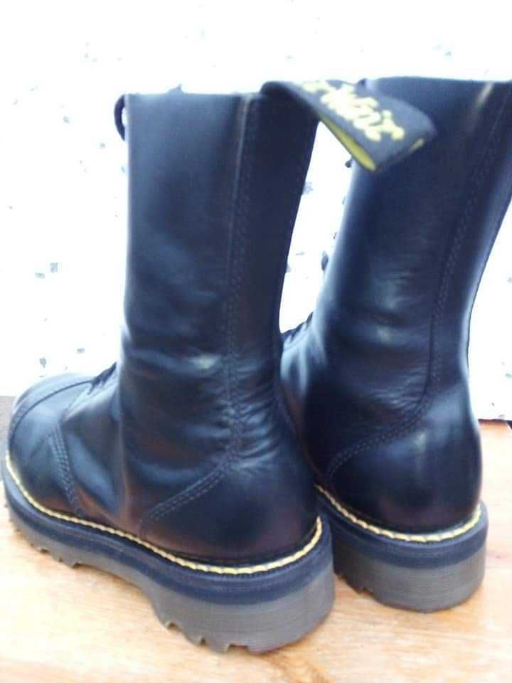 Martens made in england, rozmiar 5   blacha