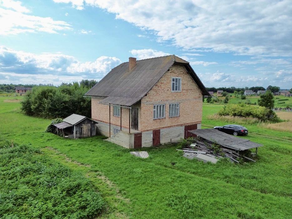 Продається будинок у с.Довге Меденицької громади