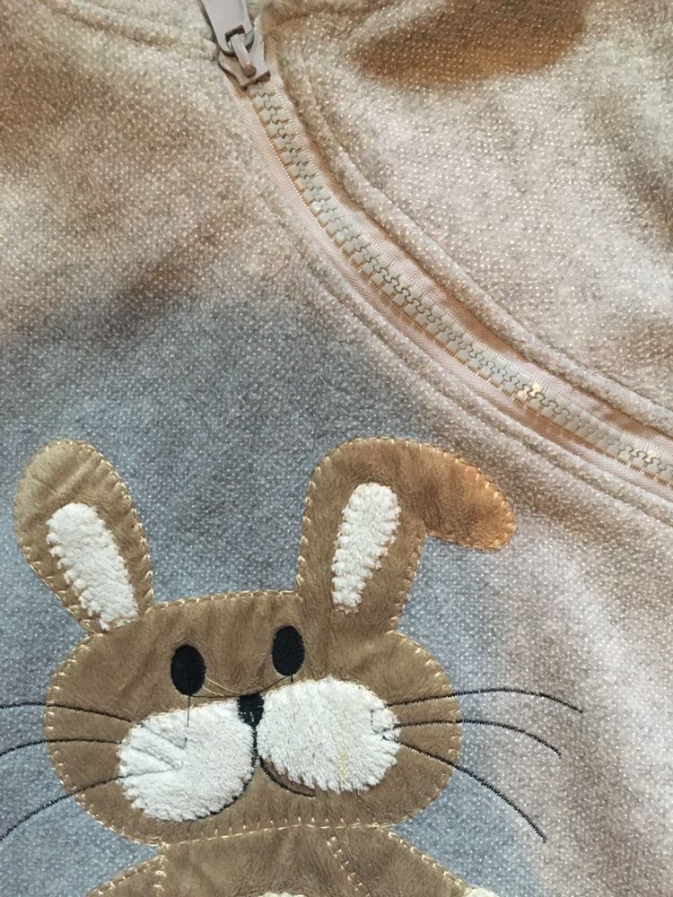 Bluza, sweter z królikiem